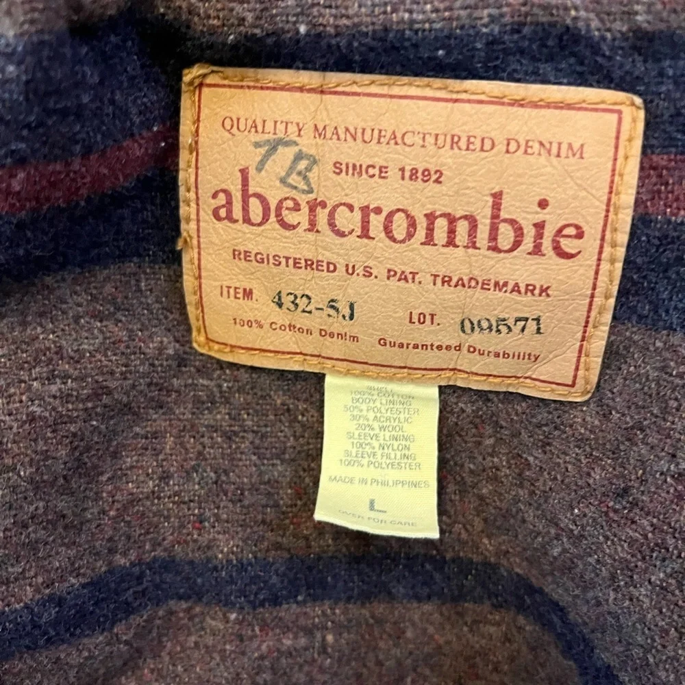 Abercrombie and Fitch Vintage Jean Jacket Youth Large - Picture 4 of 4